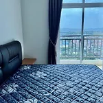 Deluxe Studio Apartment Formosa Residence